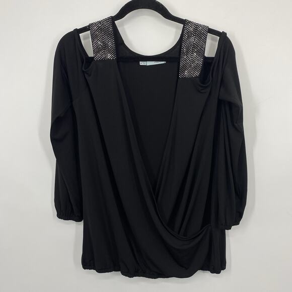 Maurices Black Slinky Knit Top Size Medium Studded Shoulders Cut Out long Sleeve - Picture 10 of 10